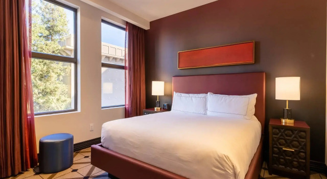 Полулюкс The Exchange Sacramento, Curio Collection By Hilton