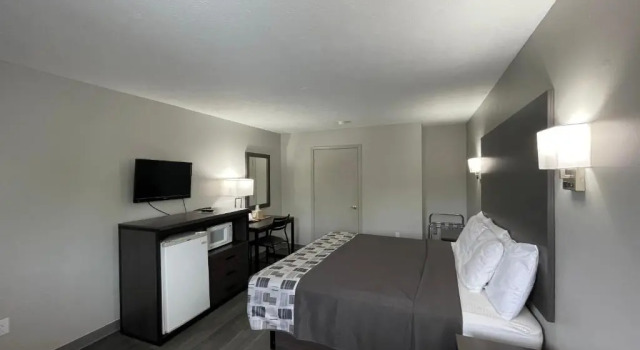 Embassy Inn, Varaa Hotelli Hohenwald Tennessee