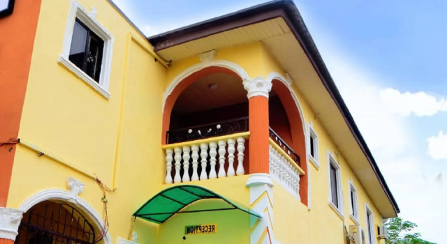 De Haven Suites, Prenota Hotel Hotel a Kaduna con colazione, Colazione
