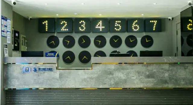 7Days Inn Hotel (Benxi Huanren Zhangyue Park ), Prenota Hotel Huanren Liaoning