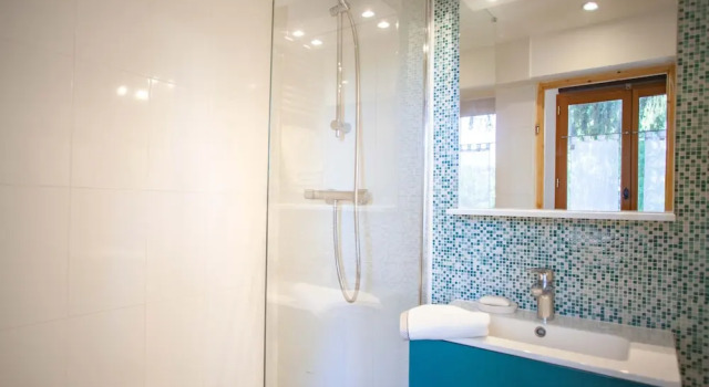 Номер Standard LYONEST chambre dhôtes