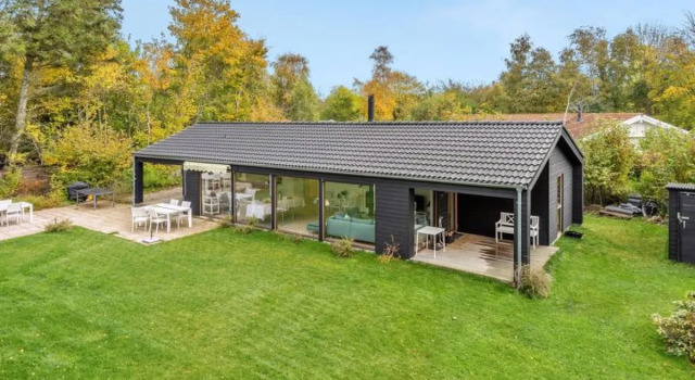 "Aino" - 1km from the sea in Sealand