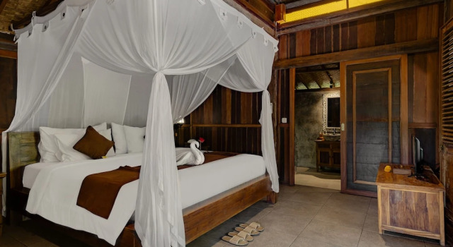 Moringa Ubud Villa, Rezervovat Vila Hotely v Bali se snídaní, Snídaně