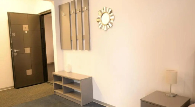 Luana Airport Apartments #4, Rezerwuj Apartament Hotele w Ilfov z parkingiem, Parking