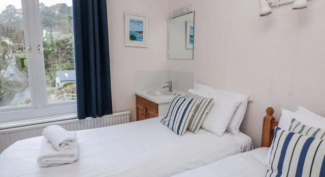 1 Hazeldene