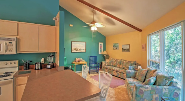 Santa Rosa Beach Bungalow 5 Mi to the Gulf Shore!, Забронировать Дом для отпуска Виллы Санта-Роза-Бич, Вилла
