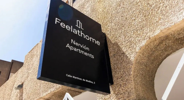 Feelathome Nervión Apartments, Забронировать Апартаменты/квартира Отели Севильи с парковкой, рядом с Nervion Plaza Shopping Centre, Парковка