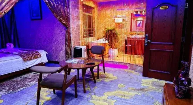 Люкс Deluxe Anning Hezhong Express Hotel