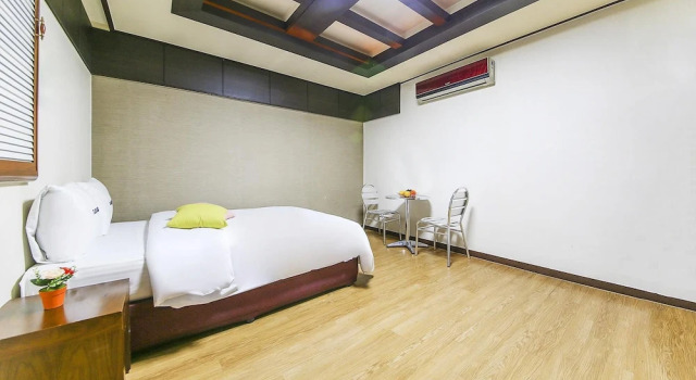 Номер Superior Sketch Motel
