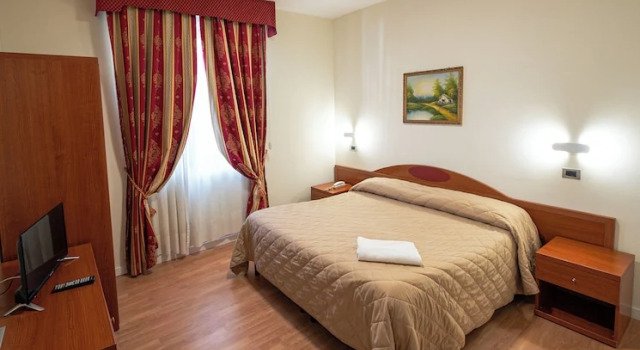 Двухместный номер Standard с балконом Hotel Cavour Resort