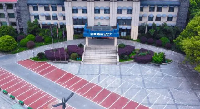 Lano Hotel Jiangxi Yingtan Yuehu District Yanjiang Road, Book Hotel Hoteller i Yingtan med parkering, Parkering