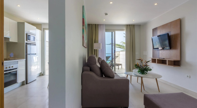 Klayman Diamond Aparthotel