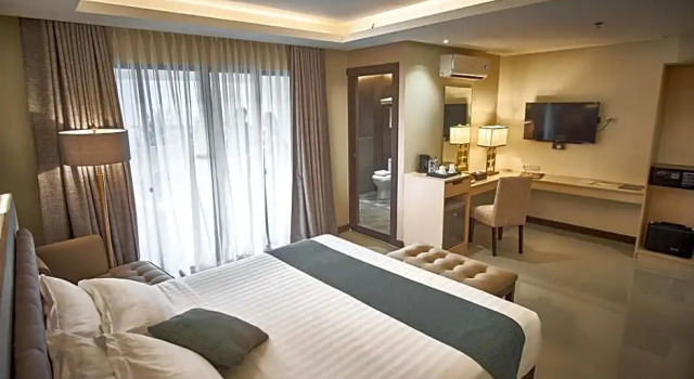 Номер Standard с балконом J7 Hotel