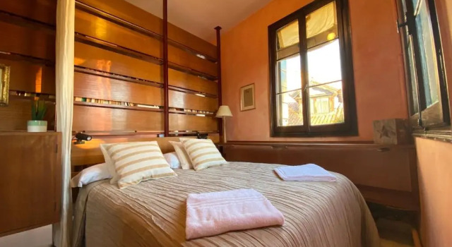CA' ROMANTICA - BIG APPARTMENT at ACCADEMIA, Забронировать Отель Дорсодуро Венеция, рядом с Accademia Bridge