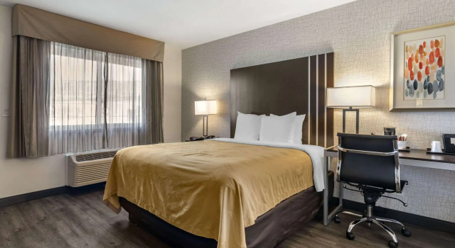 Двухместный номер Standard Quality Inn Burbank Airport