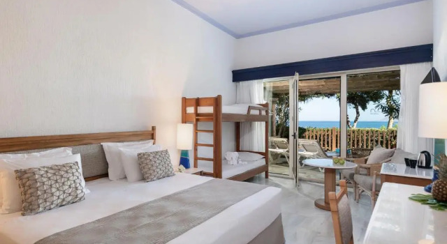 Двухместный номер Garden Deluxe Leptos Panorama Hotel