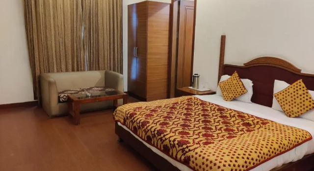 Двухместный номер Deluxe Hotel Haris Court Lajpat Nagar