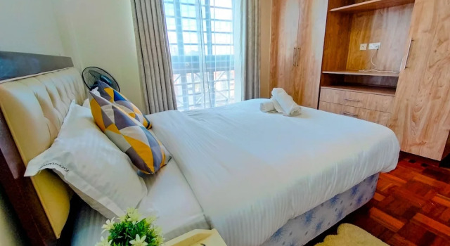 Lux Suites Westlands Place Apartments, Book Apartment Hotels in Nairobi with a Pool, Swimming Pool