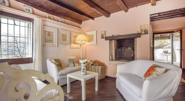 Gorgeous Home In Tarzo With Sauna, Prenota Hotel Tarzo Veneto