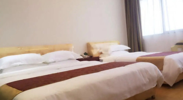 Семейный номер Deluxe Jian Guo Grand Hotel