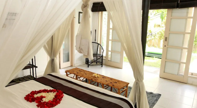 Villa Bamboo 7 Seminyak, Rezervovat Vila Chaty v Bali, Chalupa