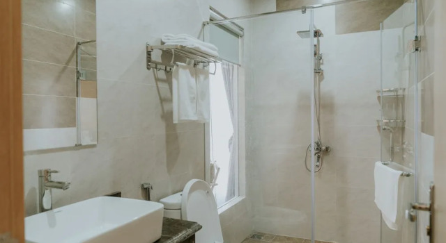 Трёхместный семейный номер Standard с видом на город Le Cactus Hotel Ha Long