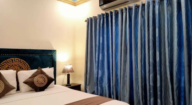Infinity Hotel, Prenota Hotel Hotel economici a Gulberg