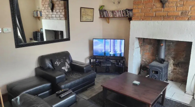 Cottage - Sleeps 4 - Garden - Parking, Забронировать Дом для отпуска Виллы Чорли, Вилла