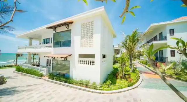 Blooming Lotus Resort, Забронировать Курортный отель Отели Фантхьет с завтраком, Завтраки