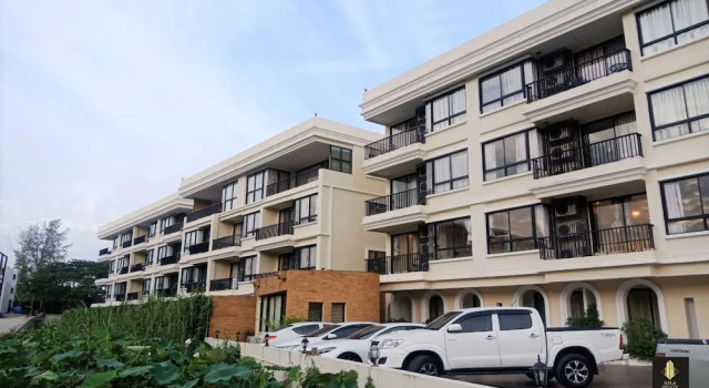 The Lago Naiharn Phuket By Sala Estate