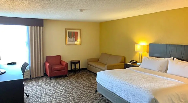 Люкс Holiday Inn Express Tallahassee by IHG