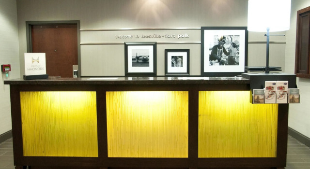 Hampton Inn Leesville, Boek Hotel Hotels in Missouri met zwembad, Zwembad