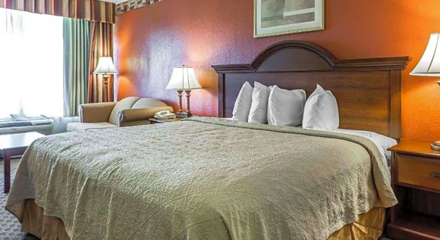 Двухместный номер Accessible Baymont by Wyndham Walterboro