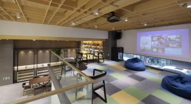 Taizhou Zhonghua Mould Theme Hotel, Rezerwuj Hotel Taizhou Zhejiang