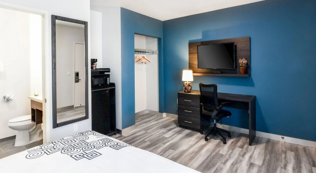Parkside Inn Anaheim, Забронировать Отель Отели Анахайм с парковкой, Парковка