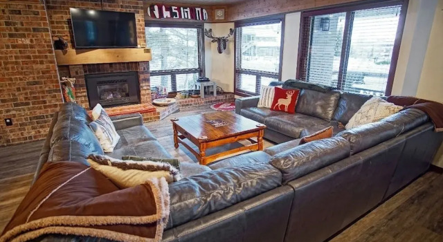Dulany At The Gondola 101 3 Bedroom Condo