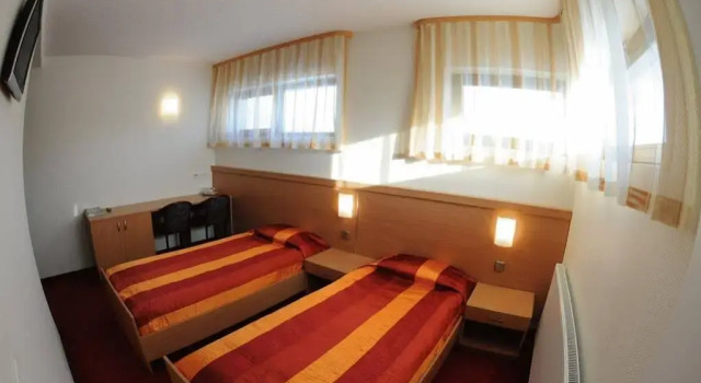 Egas Motel