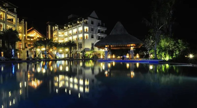 Days Hotel & Suites Shimei Bay, Boek Hotel Wanning Hainan