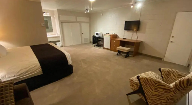 Номер Standard Dauphin Inn Express