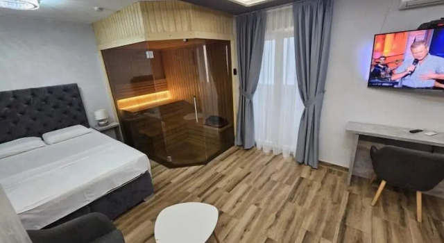 Люкс с балконом Olympic Apartments& Spa