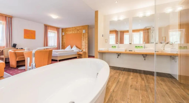 Люкс Hotel Künstleralm
