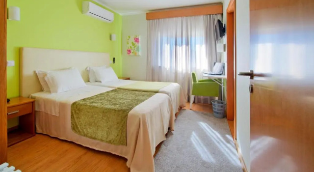 Двухместный номер Standard Hotel D. Dinis