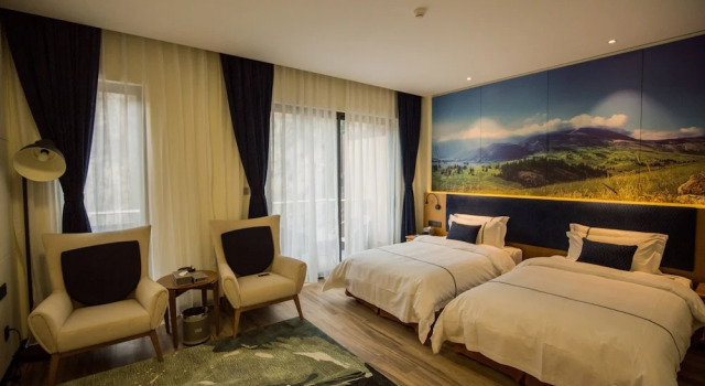 Двухместный номер Standard с видом на горы Spring Posh Roadsun International Hotel & Resort