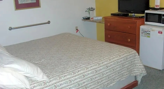 Двухместный номер Standard Paintbrush Inn Thermopolis