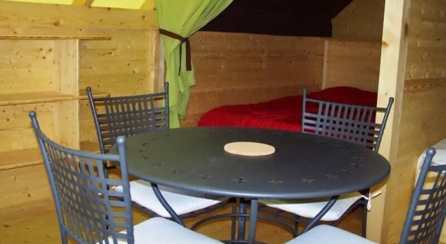 Тент Camping La Cascade De Venosc