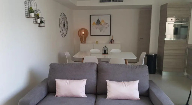 appartement T3 terrasse vue mer pieds dans l eau, Varaa Huoneisto Propriano 