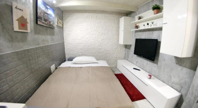 Brillantina House, Забронировать Апартаменты/квартира Отели Неаполя с парковкой, рядом с Ospedale degli Incurabili, Парковка