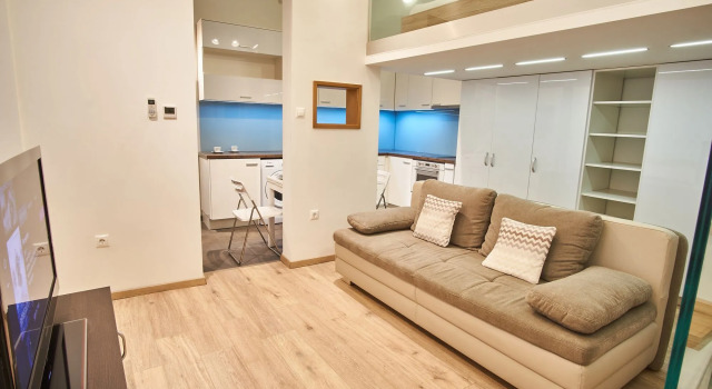 V27 Budapest Apartment