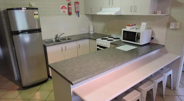 Апартаменты Цокольный этаж с 2 комнатами Main Beach Apartments