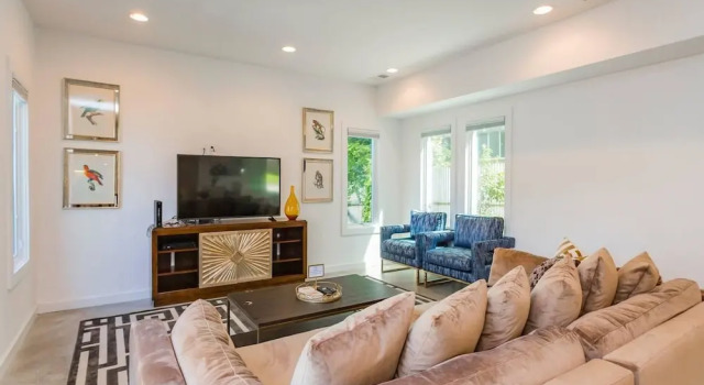 GTS - Germantown Spot - Close to Downtown - Huge Luxury Home With Backyard!, Prenota Casa vacanze Nashville Tennessee